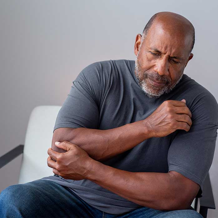 elbow pain chiropractor in Monroeville, PA