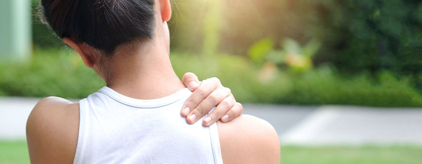 patient needing frozen shoulder treatment in Monroeville