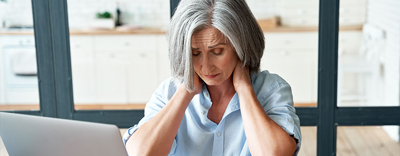 patient needing neck pain treatment in Monroeville